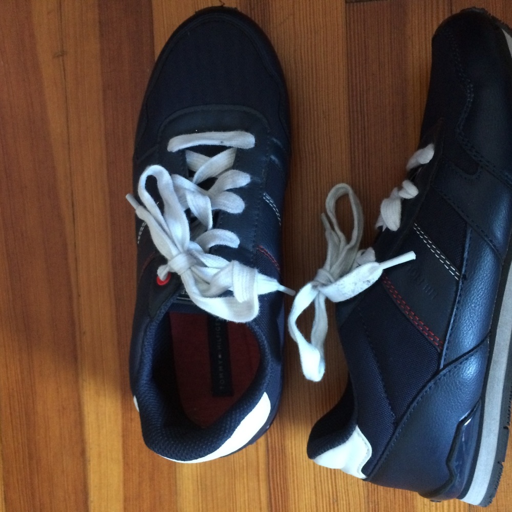 TOMMY HILFIGER shoes (boy)